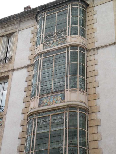  bow-window avec vitraux, rue de l'armée Patton